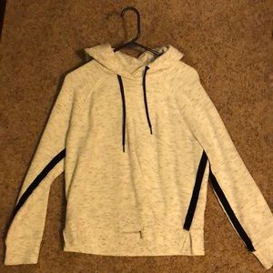 White Calvin Klein sweatshirt